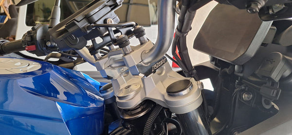 1 1/4" Block Offset Risers for 7/8" OR 1 1/8" Handlebar- 2 Color Options