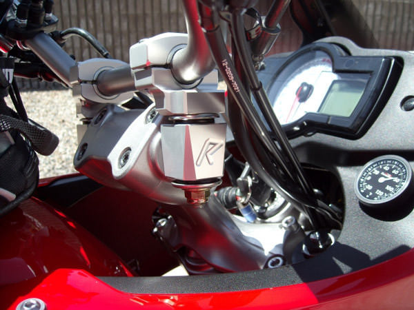 2" Pivoting Anti-Vibe Bar Risers with a 7/8" stem clamp, can accept 7/8" OR 1 1/8" Handlebar- 2 Color Options